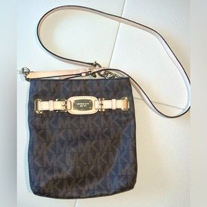 Michael Kors Hamilton Brown Crossbody Bag.